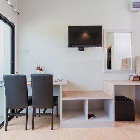 Journey Residence Phuket Банг Тао Бийч Екстериор снимка