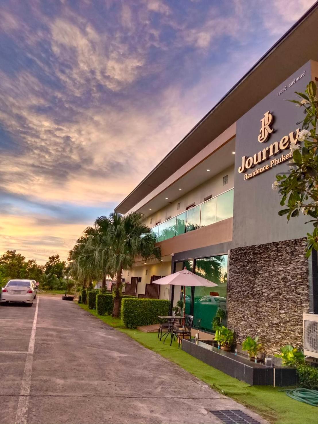 Journey Residence Phuket Банг Тао Бийч Екстериор снимка